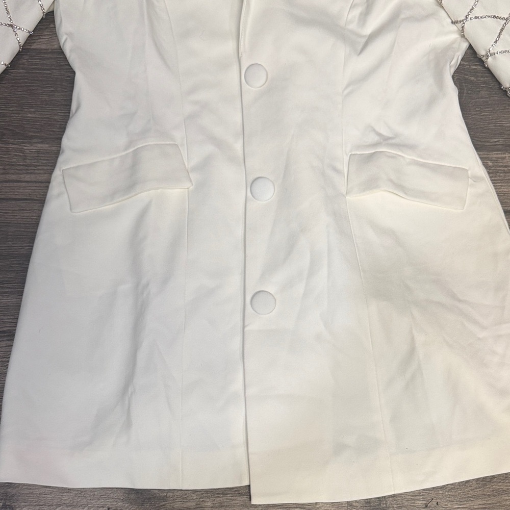 Fashion Nova Cream Blazer with Quilted Sleeves - Picture 3 of 9